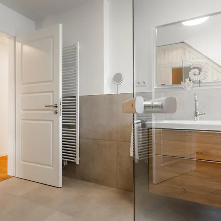 Apartment Windstärke 7 6 Grömitz